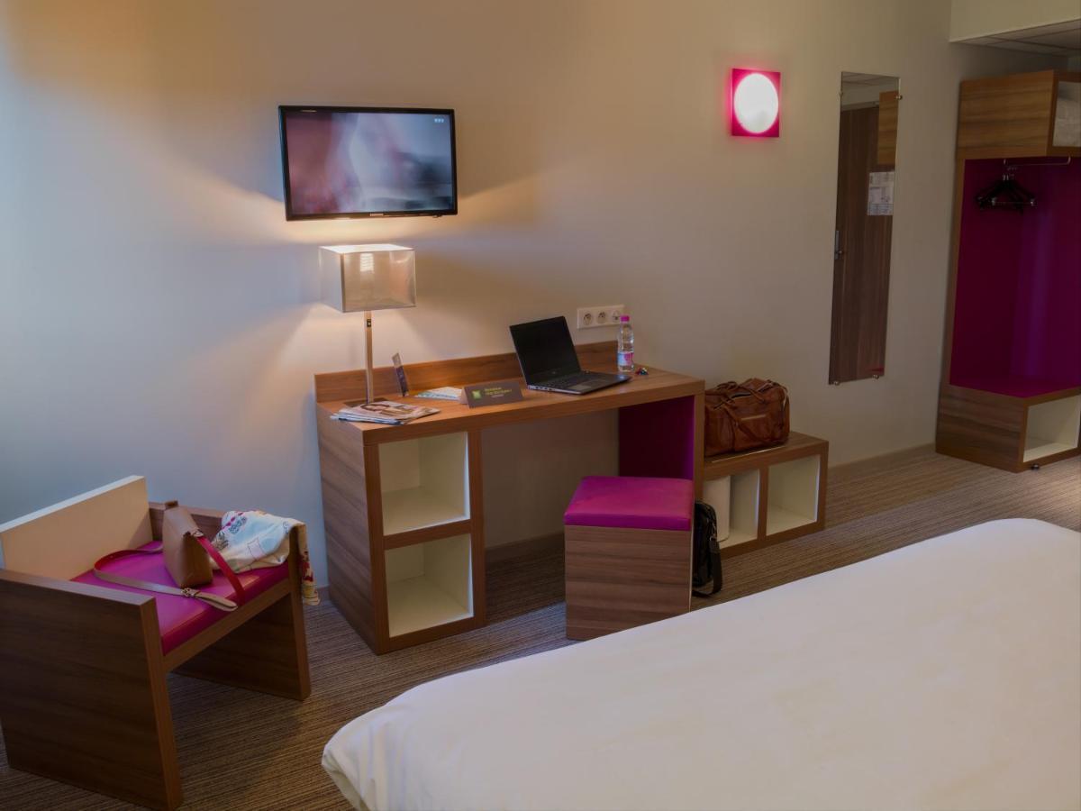 Готель Ibis Styles Castres Екстер'єр фото